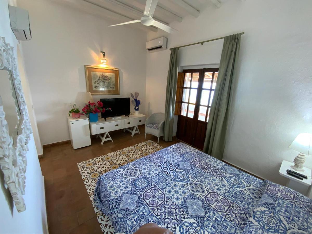La Piazza Luxury Hotel & Spa Panarea Exterior foto